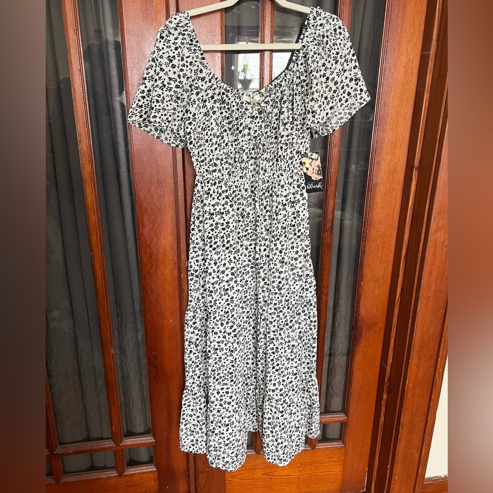 Hint of Blush Black and Cream Dainty Floral Midi Dress NWT